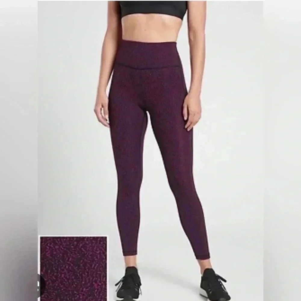 Athleta Ultimate Stash Pocket Textured 7/8 Tight
